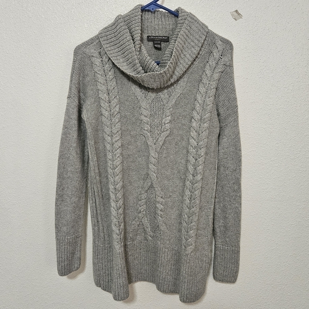 A Pea In The Pod Cable knit wool blend sweater size sp